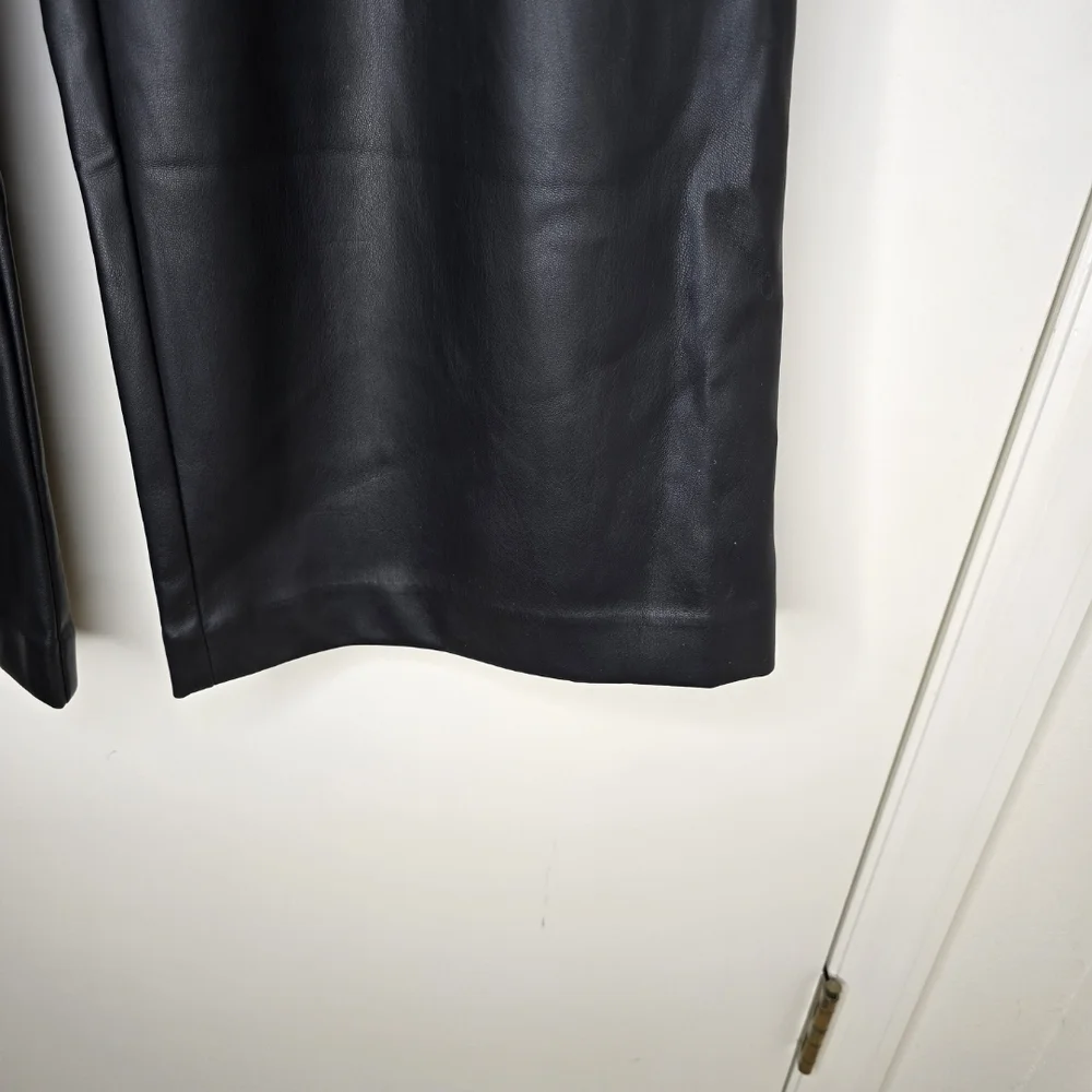 LOFT Black Wide Leg Faux Leather Belted Women's Pants Size 10 NWT